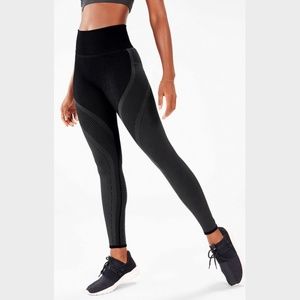 Fabletics High-Waisted Seamless Turbo Leggings